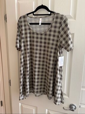 LuLaRoe Taupe and Gray Gingham Short Sleeve Swing Tunic